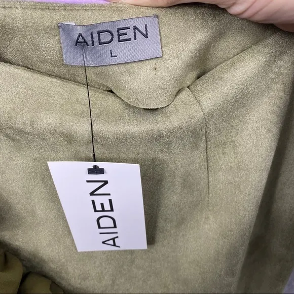 AIDEN RUFFLE MINI SKIRT olive green faux suede