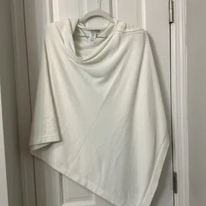 Barefoot dreams cozy chic ultra lite asymmetrical poncho Never used