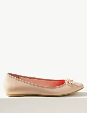 Bow Square Toe Pumps