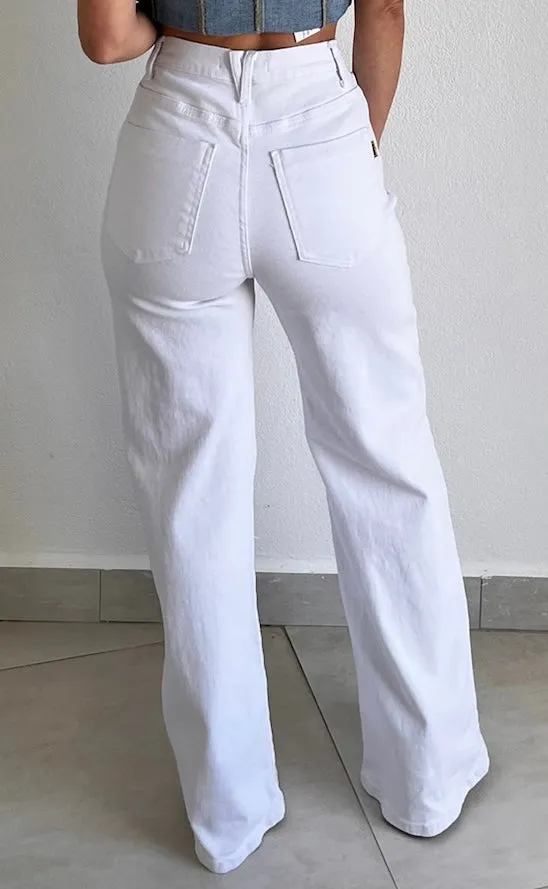 Breezy Versatility White High Waist Flare Jeans