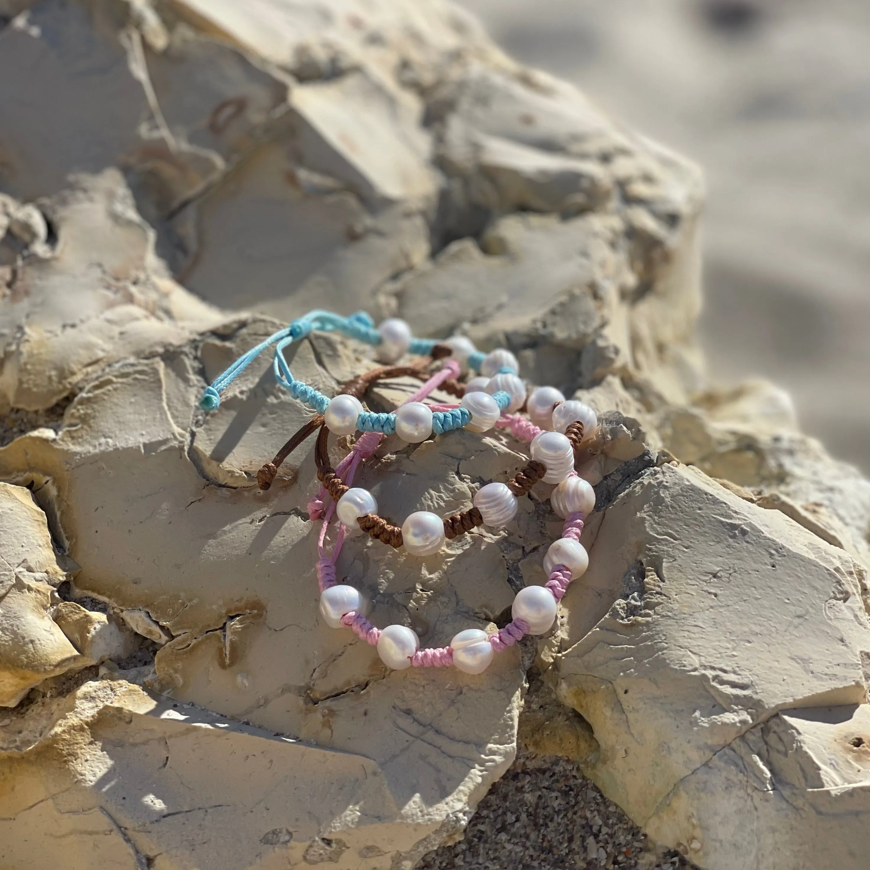 Capri Pearl Woven Bracelet - Golden