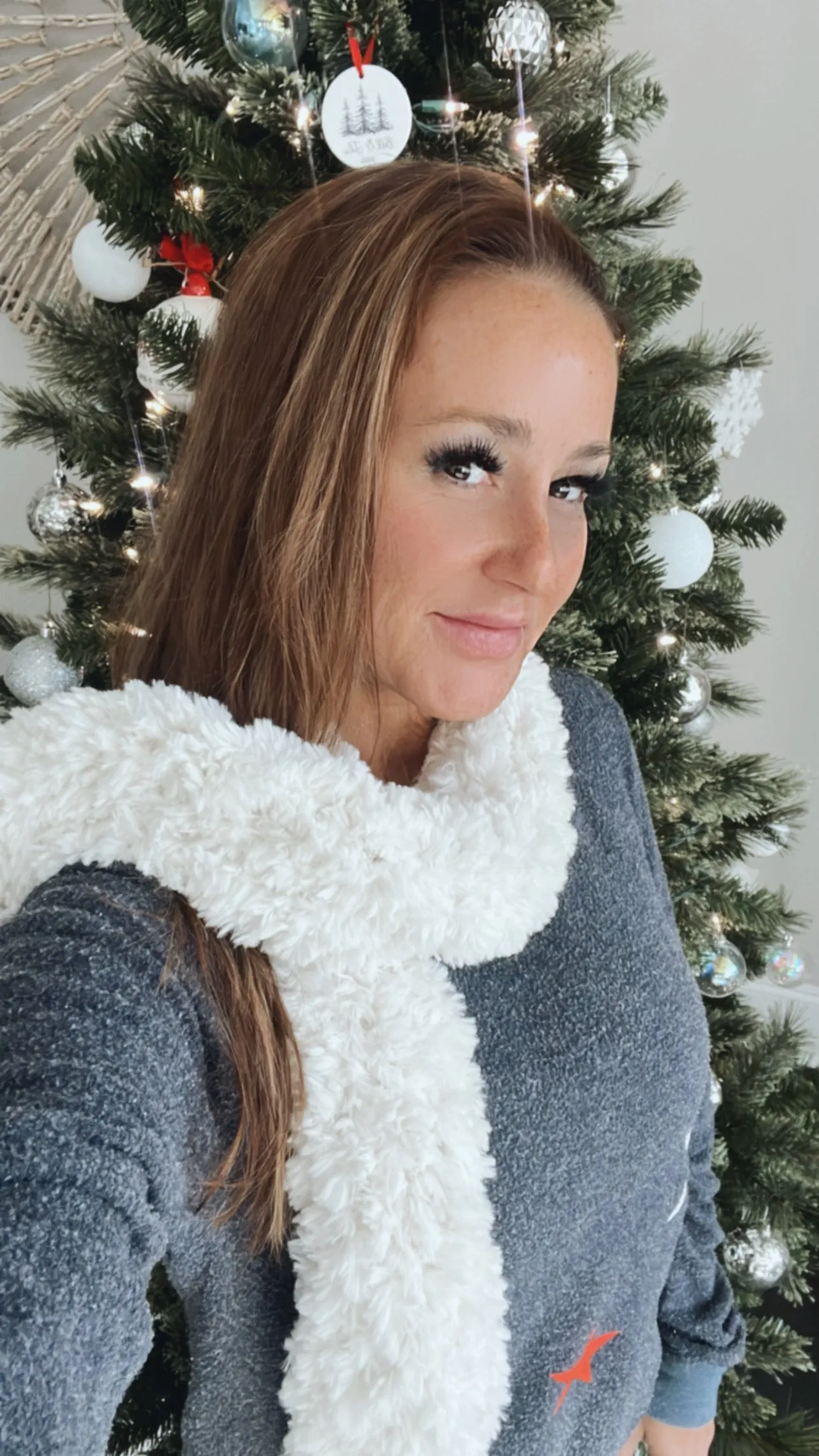 Cozy Fur Ivory Scarf
