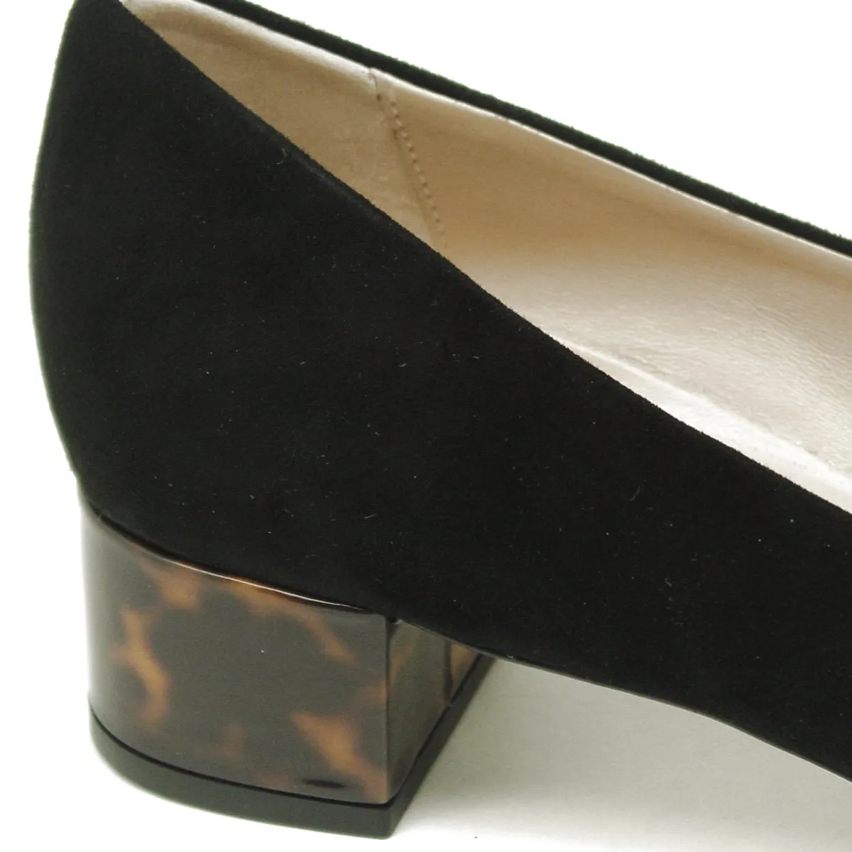 Evon Pearl Onyx