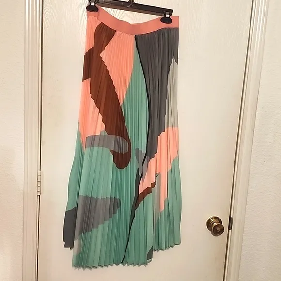 For Her Skirt Set