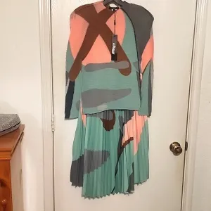 For Her Skirt Set