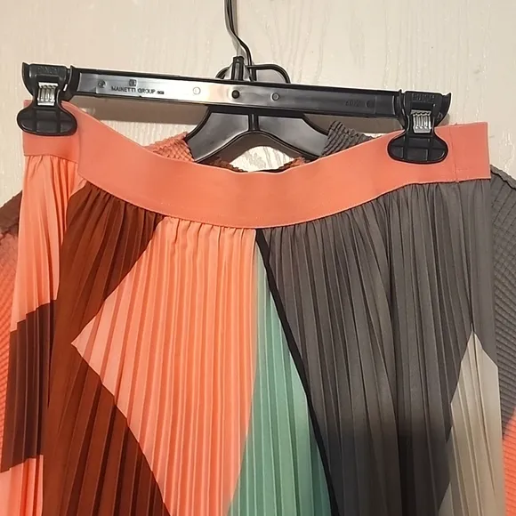 For Her Skirt Set