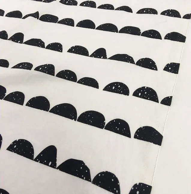 Half Moon Cotton Fabric, Quality Korean Fabric - Black and White - By the Yard /93182