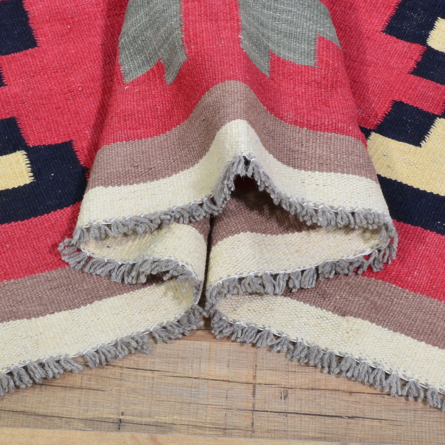 Hand-Woven Southwestern Design Wool Handmade Rug (Size 6.6 X 9.10) Cwral-8691