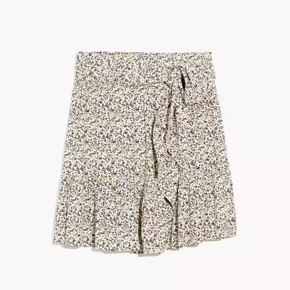 Madewell Tie-Waist Tiered Skirt in Fieldwalk Floral