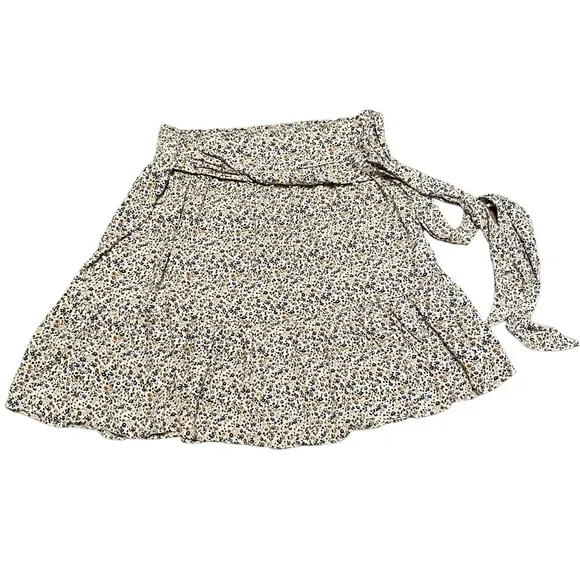 Madewell Tie-Waist Tiered Skirt in Fieldwalk Floral