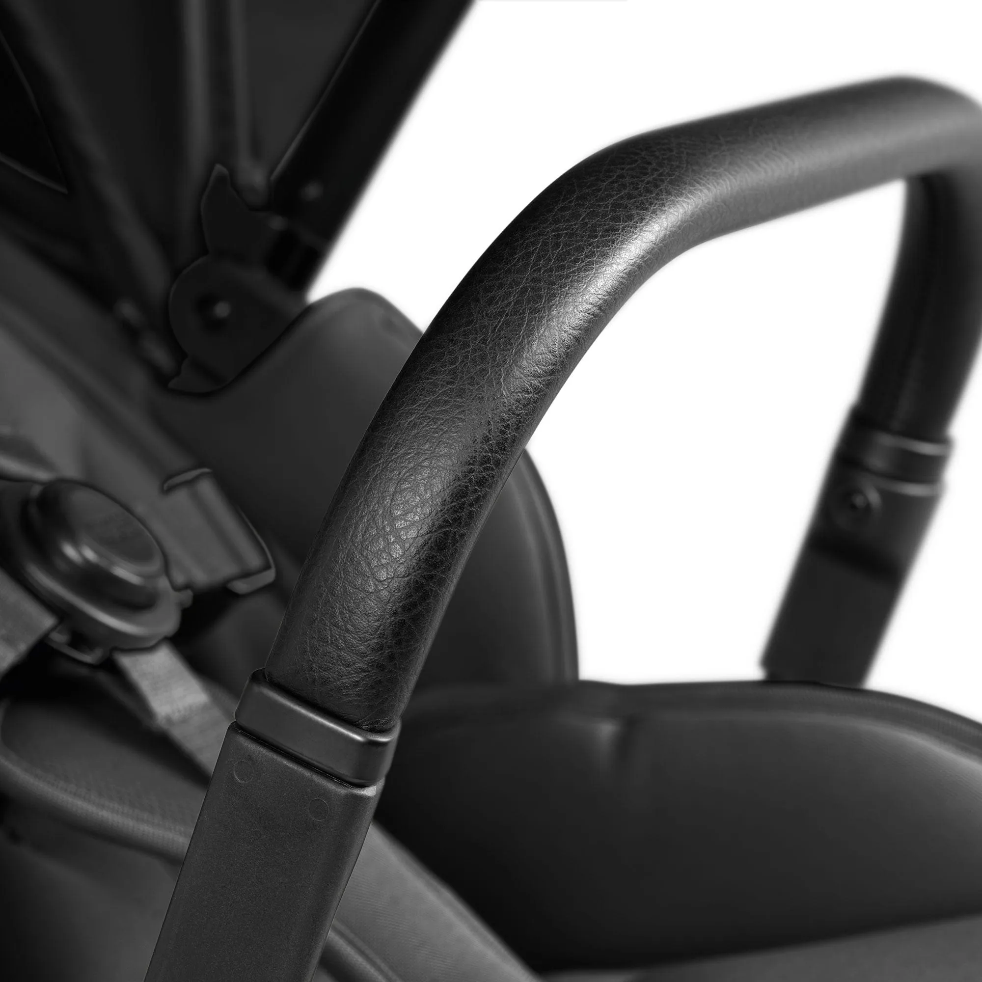 Mamas & Papas Vardo Complete Cybex Bundle in Noir