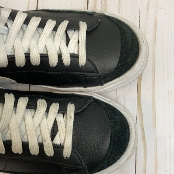 Nike Blazer Low '77 Suede Black/White-White Youth 6.5 streetwear sportswear