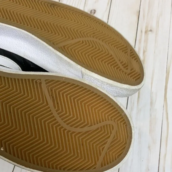 Nike Blazer Low '77 Suede Black/White-White Youth 6.5 streetwear sportswear