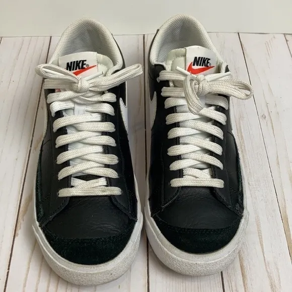 Nike Blazer Low '77 Suede Black/White-White Youth 6.5 streetwear sportswear