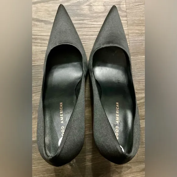 NWOB Good American Women’s Size 8.5 Black Icon Satin Pumps