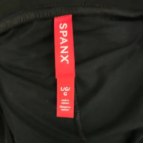 NWT SPANX | Faux Suede A-Line Mini Skirt (Built in Shorts) in Black - Size L