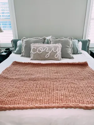 PEACHY COZY THROW