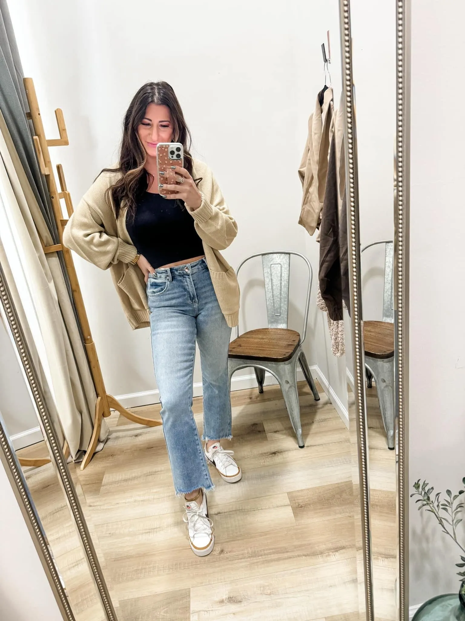 RISEN Frayed Hem Cropped Straight Jeans
