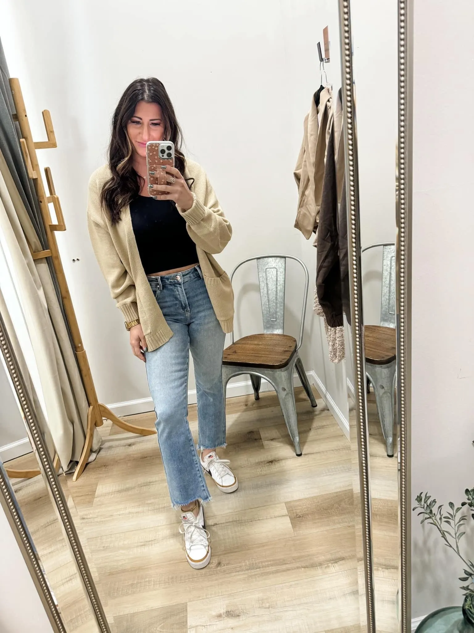 RISEN Frayed Hem Cropped Straight Jeans