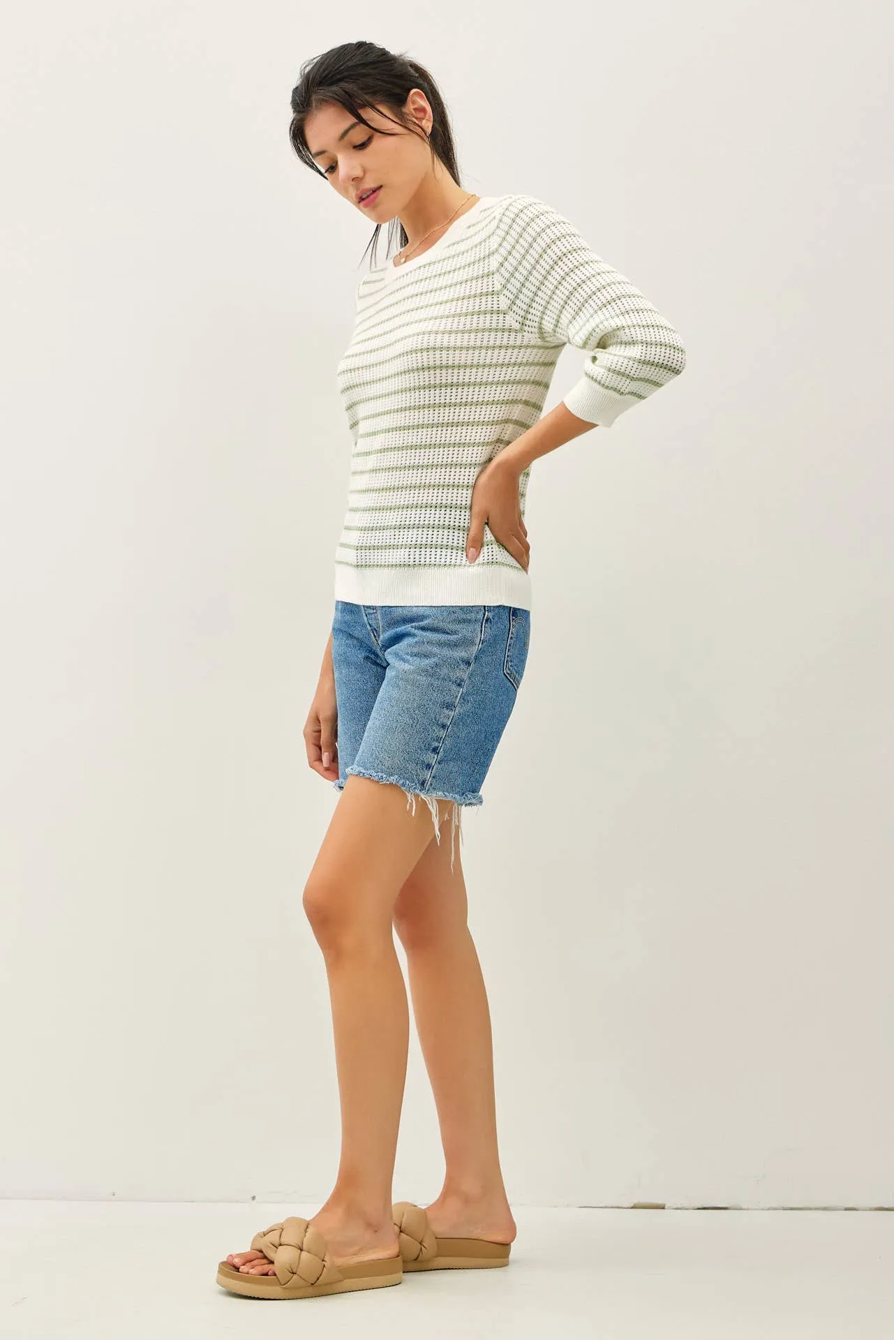 STRIPED 3/4 SLEEVE SWEATER
