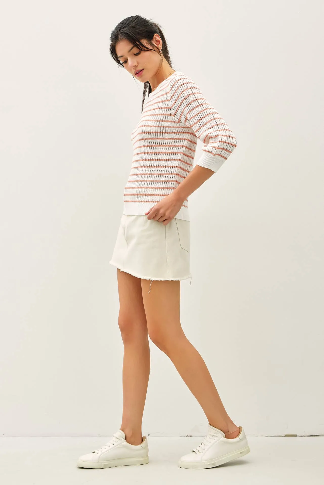 STRIPED 3/4 SLEEVE SWEATER