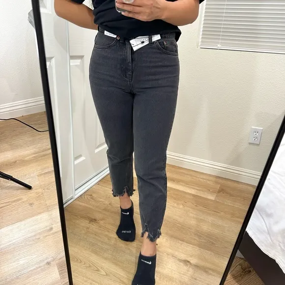 TOPSHOP RIP HEM STRAIGHT JEANS