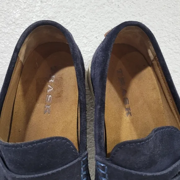 Trask Sheldon Navy Blue Suede Penny Loafer SZ 8.5