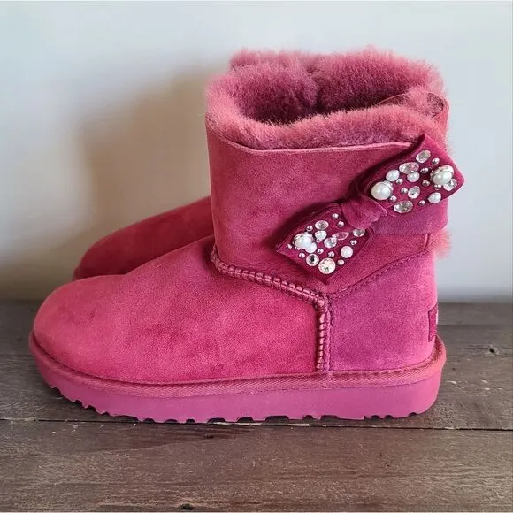UGG MINI BAILEY BOW BRILLIANT CRYSTAL SUEDE SHEEPSKIN BOOTS Garnet Size 5