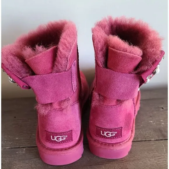 UGG MINI BAILEY BOW BRILLIANT CRYSTAL SUEDE SHEEPSKIN BOOTS Garnet Size 5