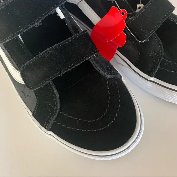 Vans Youth Size 3 Suede Emboss Sk8-Mid Ressue V