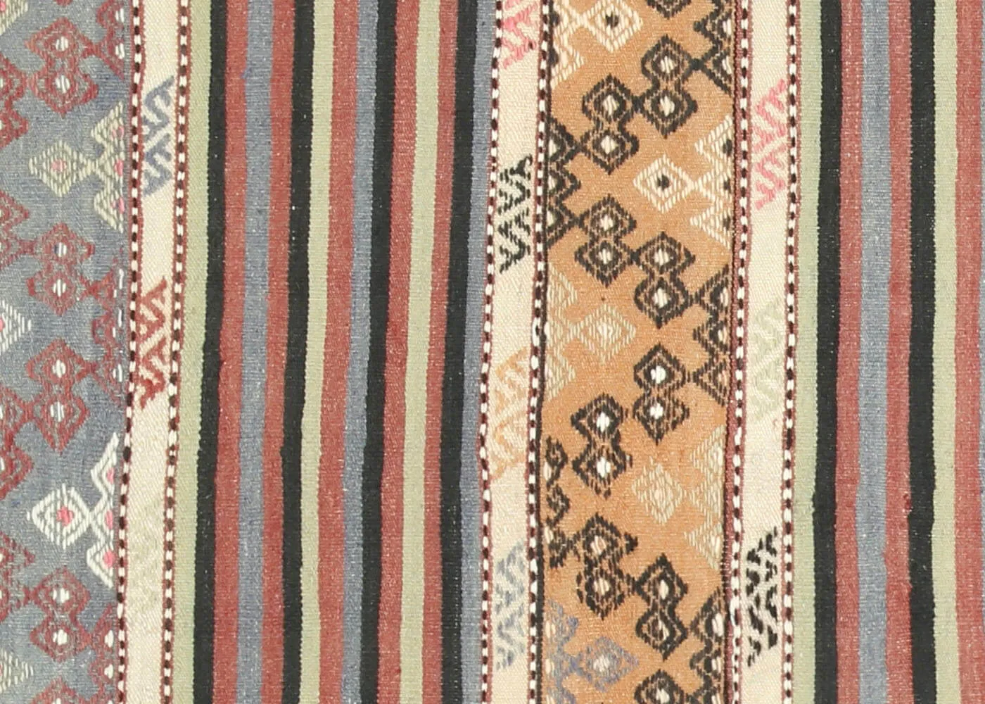 Vintage Turkish Kilim - 5'5" x 6'8"